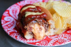 TEC Grills Out of the Bun Hot Dog Recipes - Cheeseburger Dog